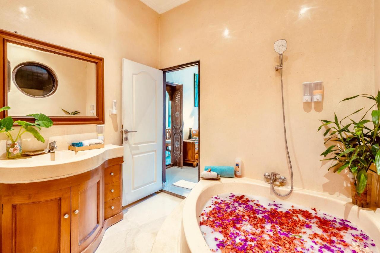 Villa Retro 88 Семиньяк Экстерьер фото